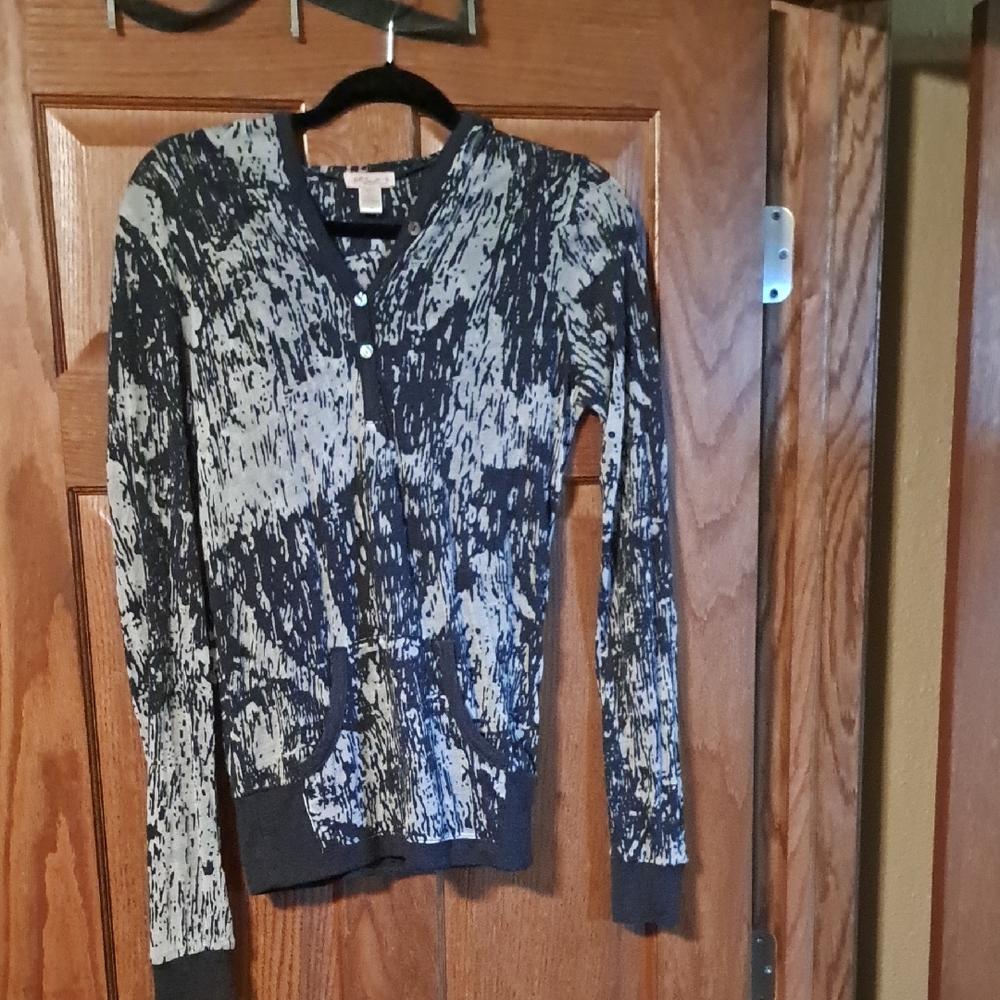 Lux Black and White Patterned Top